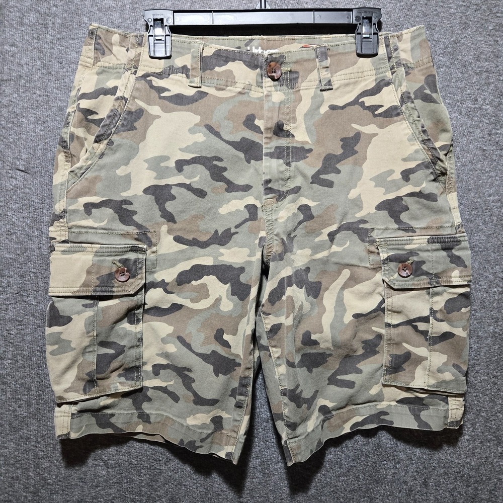 Urban Pipeline Cargo Shorts Mens Camo SuperFlex Stretch Hits at Knee Size 34 W33